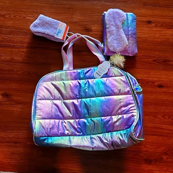 wonder nation Handbags - Super awesome weekender bag!!!..NEW!!
